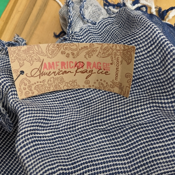American Rag scarves - Picture 1 of 4